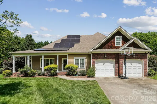 10703 Middle Acres Road, Charlotte, NC 28213