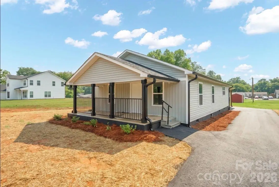 1810 E Greenbriar Road, Statesville, NC 28677 - #1