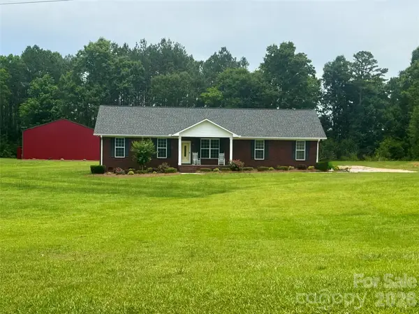 1962 Robin Drive, Lancaster, SC 29720
