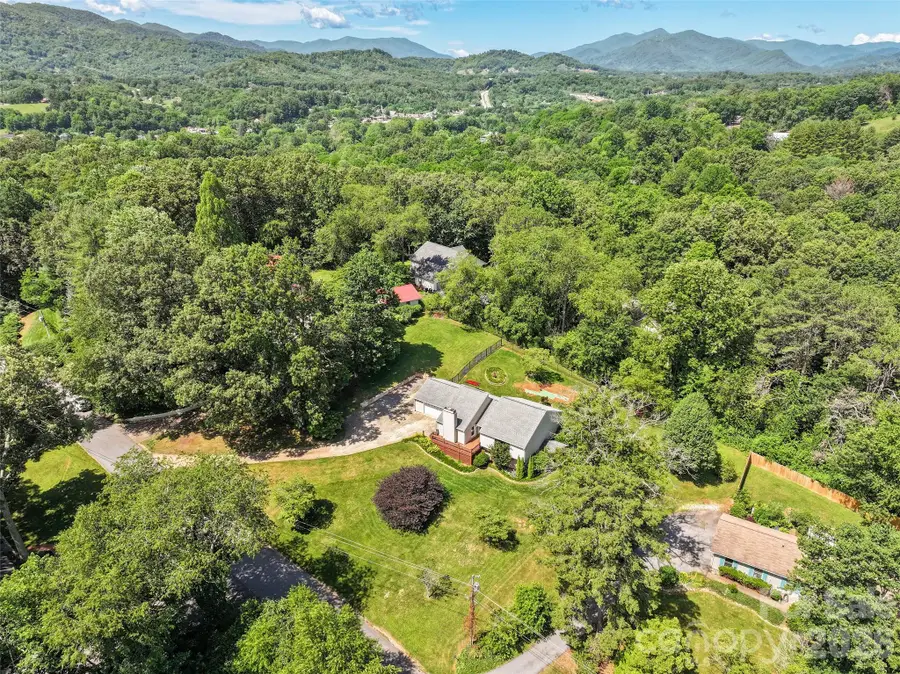 519 Nellie John Drive, Clyde, NC 28721 - #2