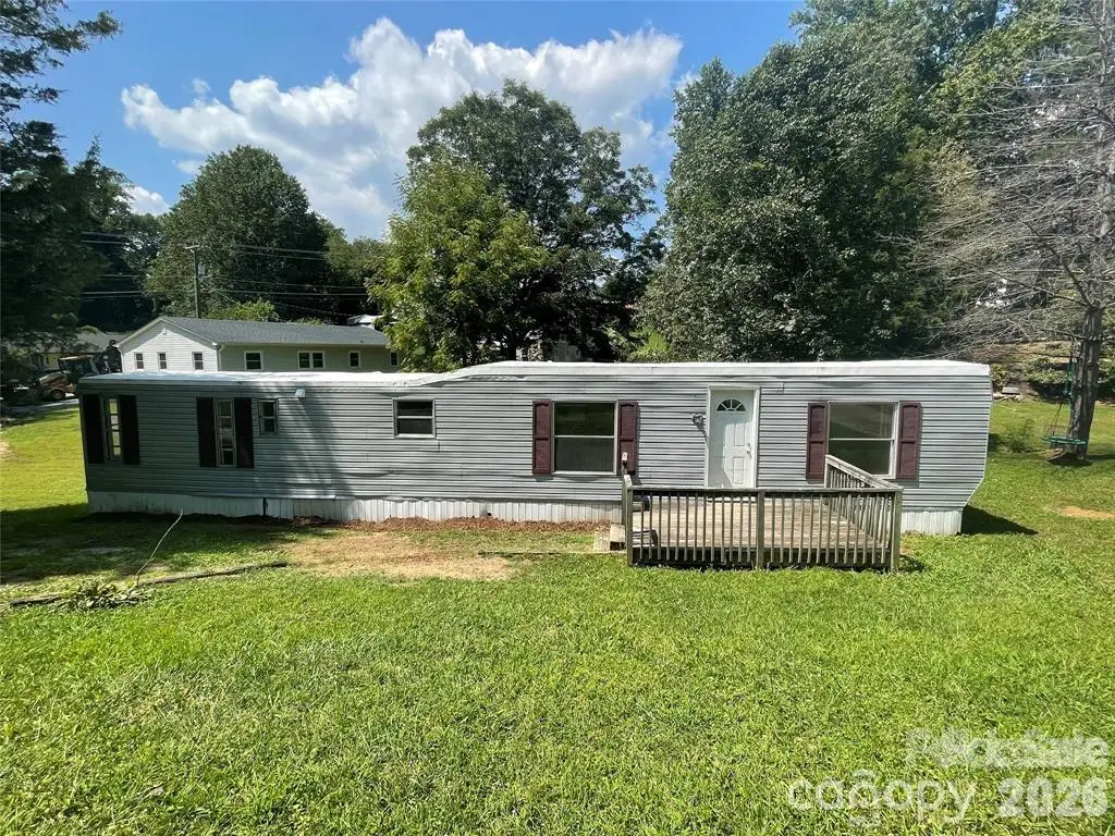 21 E Zeb Vance Street, Marion, NC 28655 - #1