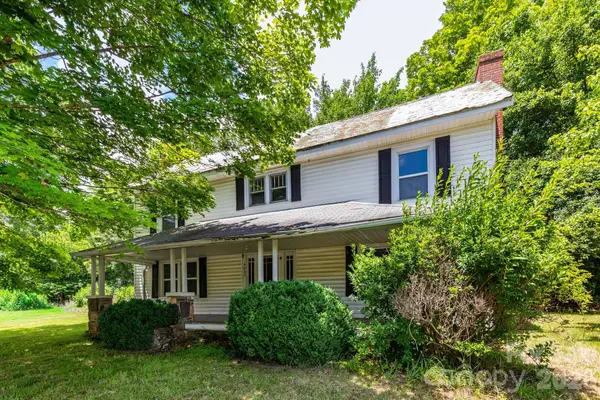 4085 Jacks Creek Road, Burnsville, NC 28714