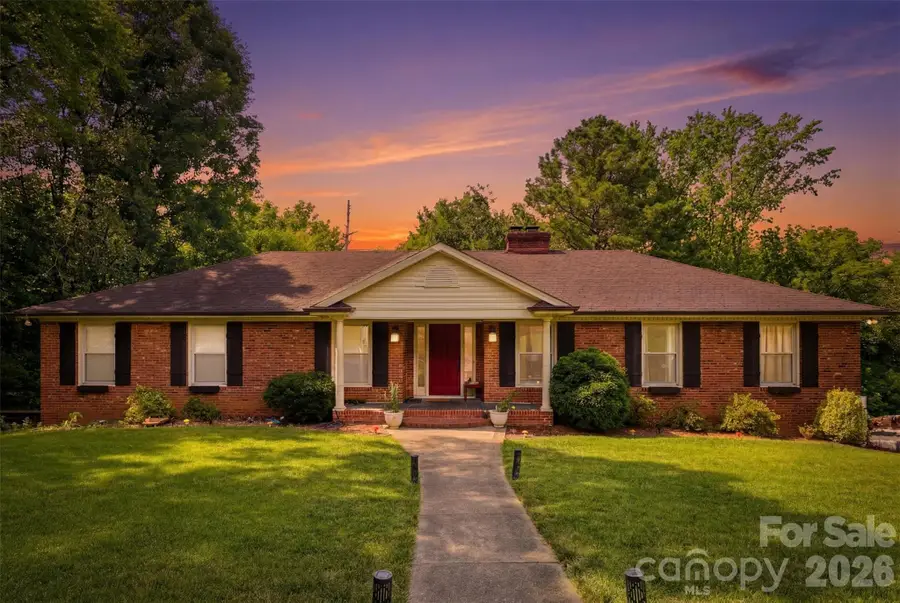 2620 Lynbridge Drive, Charlotte, NC 28226 - #2