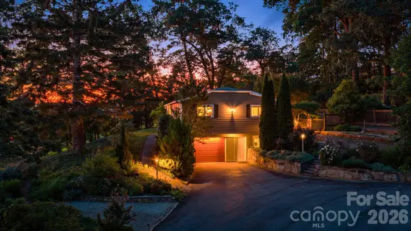 78 Grovewood Road, Asheville, NC 28804
