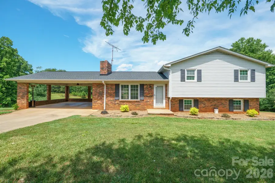 6878 Gracie Lane, Vale, NC 28168 - #2