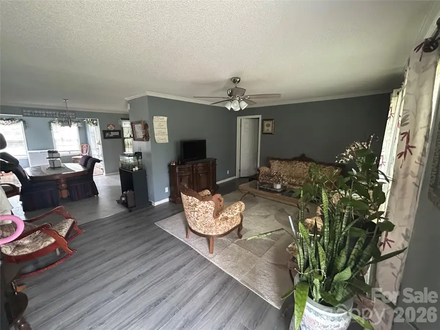 1617 Ruby Road, Hartsville, SC 29550 - #2