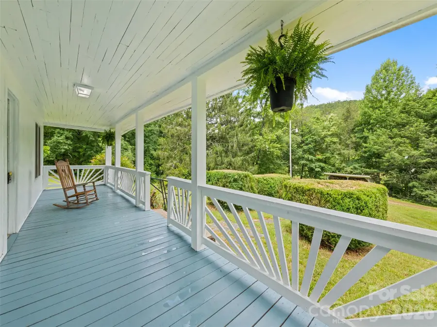 586 Olivet Church Road, Whittier, NC 28789 - #3
