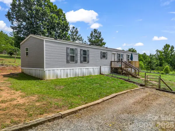 110 Judy Road, Casar, NC 28020