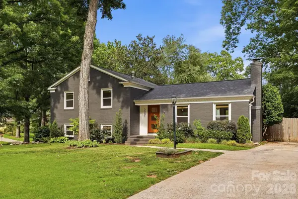 5301 Glenham Drive, Charlotte, NC 28210