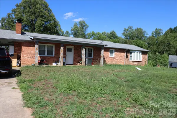 3232 Kingview Place, Lenoir, NC 28645