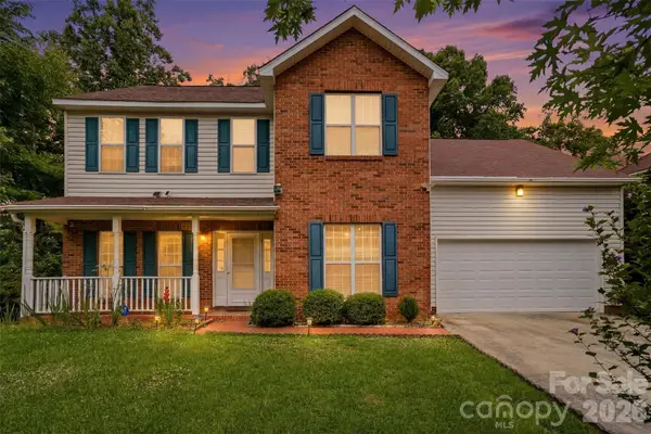 5619 Hedgecrest Place, Charlotte, NC 28269