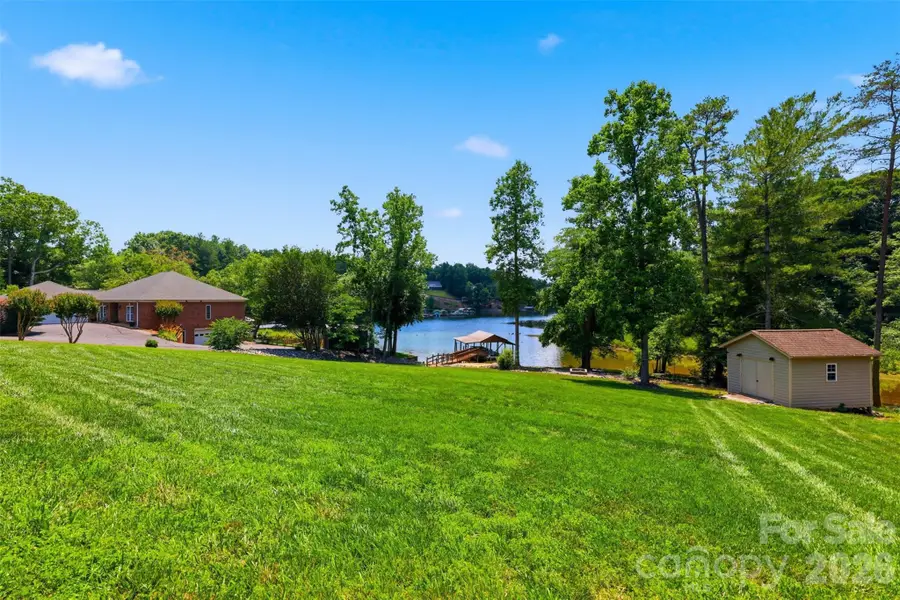 495 Windsor Drive, Taylorsville, NC 28681 - #2