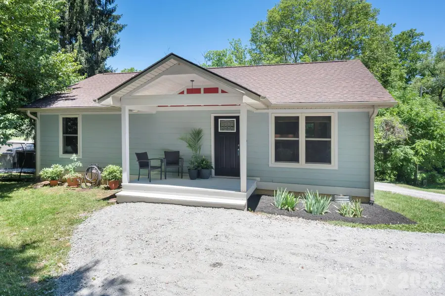 2546 Old Clyde Road, Clyde, NC 28721 - #2