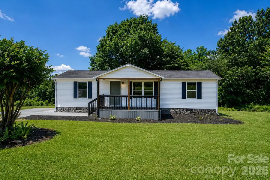 3532 4th Avenue Lane Ne, Conover, NC 28613 - #2