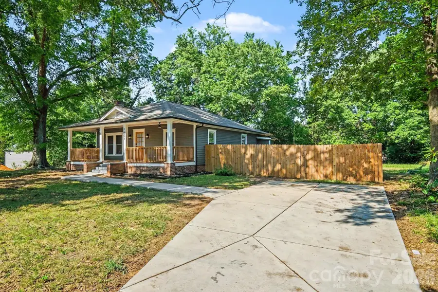 1601 Lawing Road, Charlotte, NC 28216 - #2