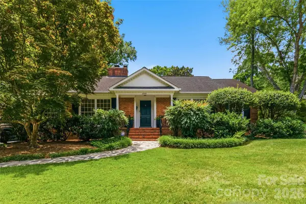 3900 Riverbend Road, Charlotte, NC 28210
