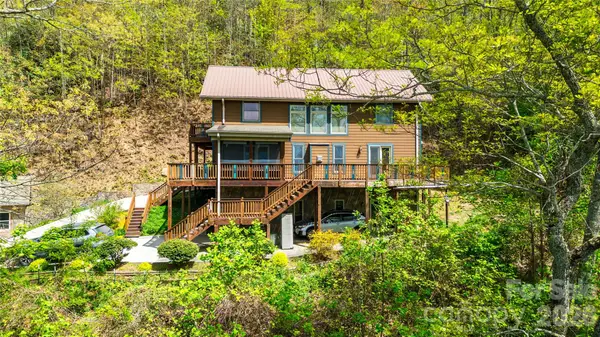 1602 Forest Run Road, Sylva, NC 28779