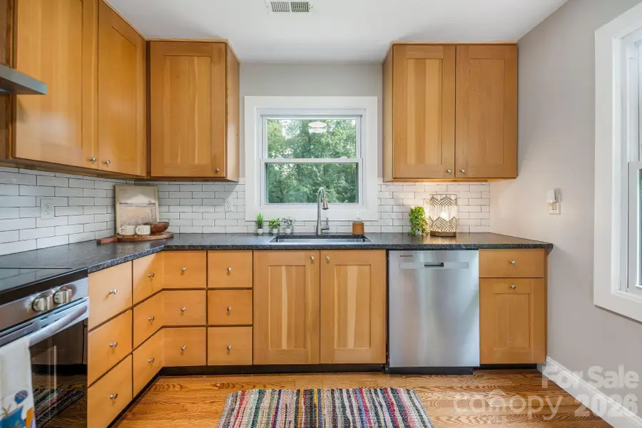 104 Justice Ridge Road, Candler, NC 28715 - #2