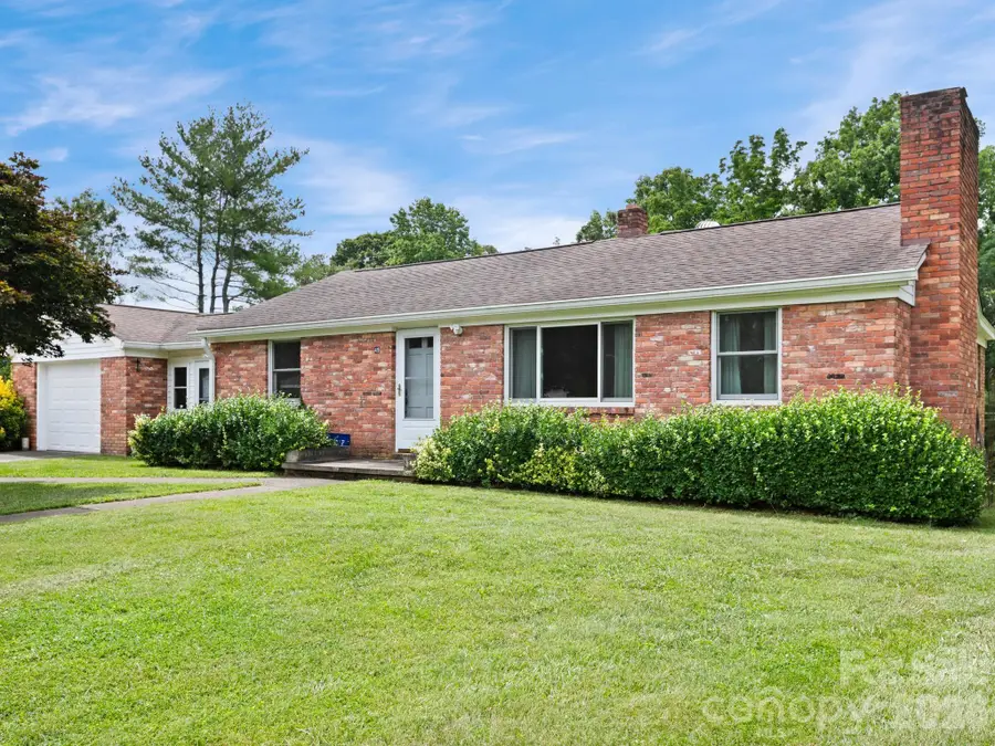 49 Hickory Tree Road, Asheville, NC 28805 - #3