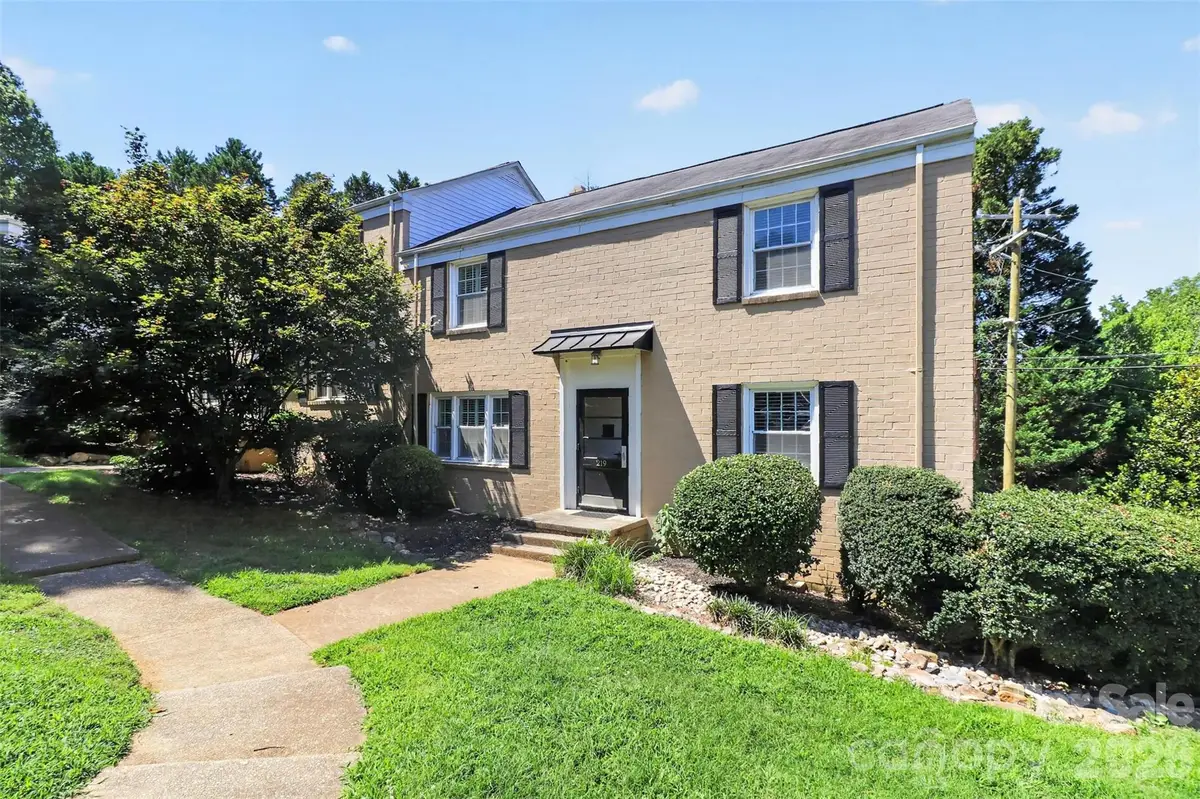 219 Wakefield Drive, Charlotte, NC 28209 - #1