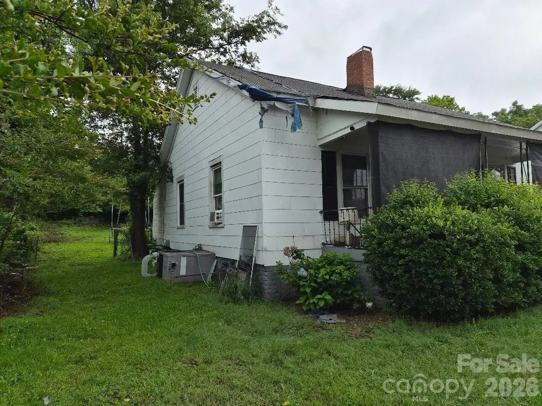 6 Hampton Street, Great Falls, SC 29055 - #1