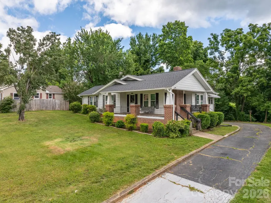 46 Gilkey Street, Marion, NC 28752 - #2
