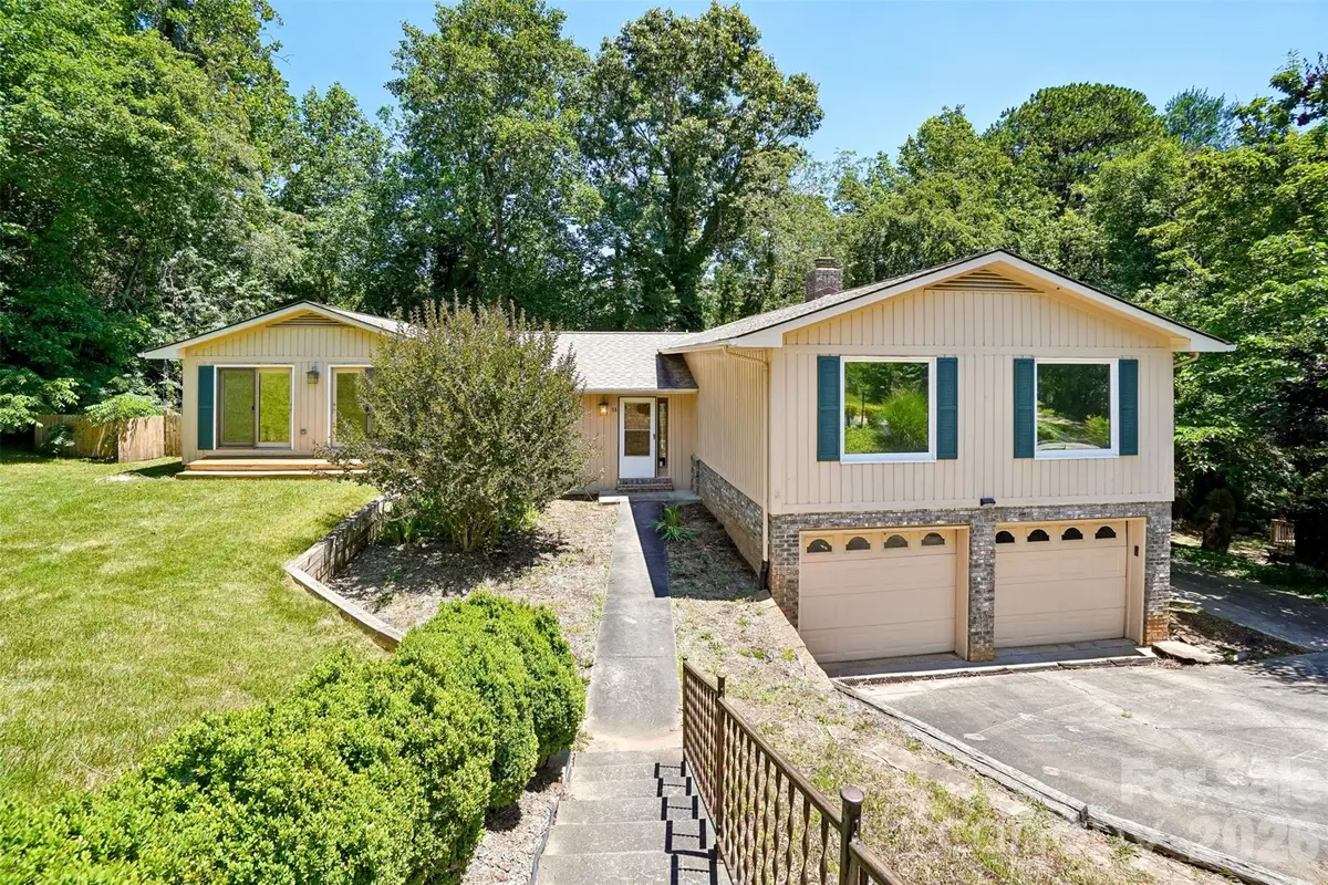 51 Wake Robin Way, Asheville, NC 28805 - #1