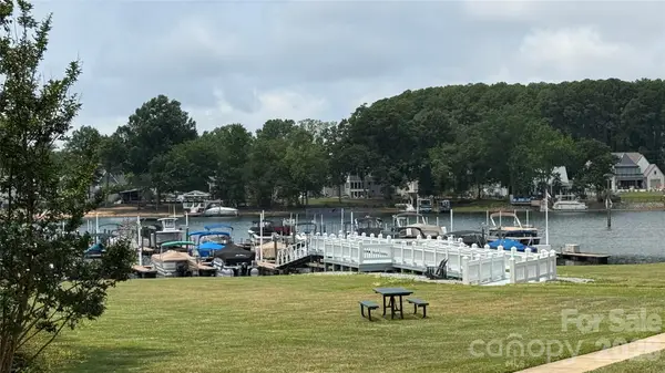 18700 Nautical Drive #104, Cornelius, NC 28031
