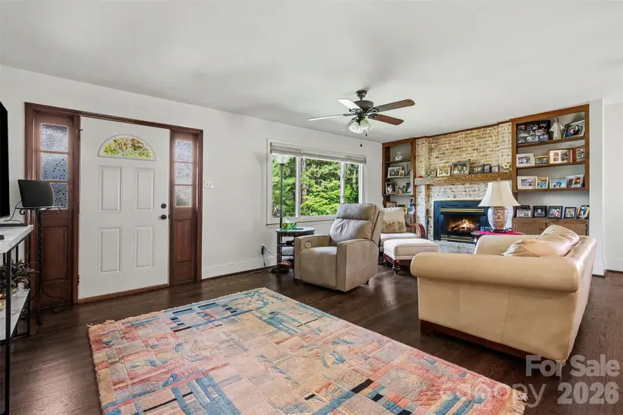 7107 Rolling Hills Drive, Sherrills Ford, NC 28673 - #2