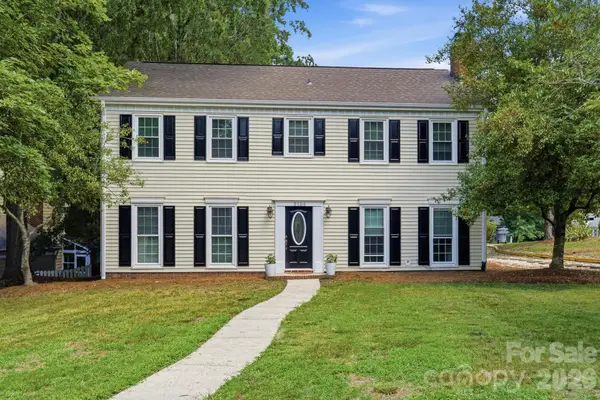 2106 Caleo Circle, Charlotte, NC 28270