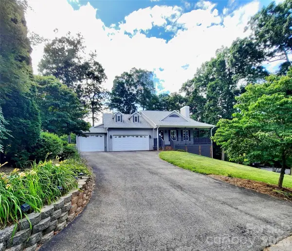 40 Brierfield Drive, Candler, NC 28715