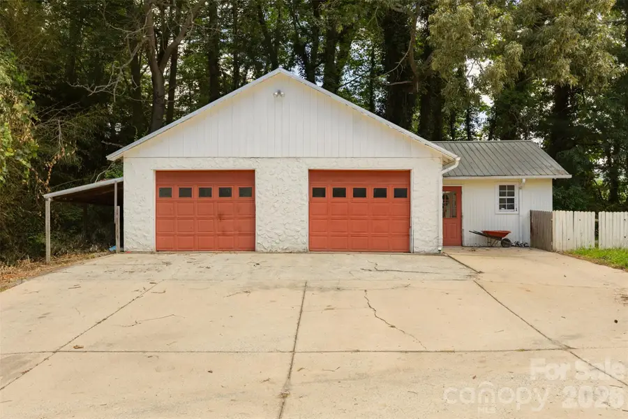 100 Cannon Drive, Hendersonville, NC 28792 - #3