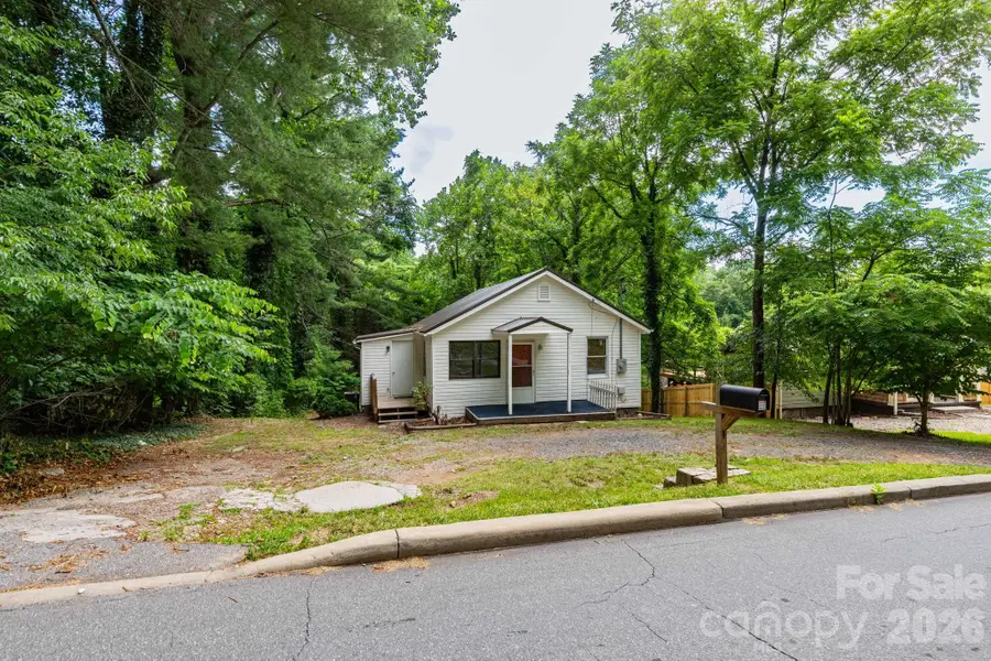 129 Shelburne Road, Asheville, NC 28806 - #2