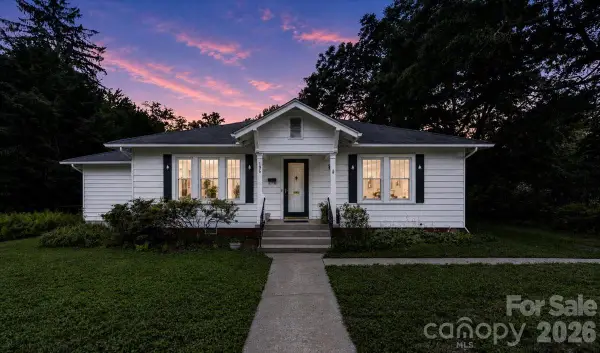 196 E French Broad Street, Brevard, NC 28712