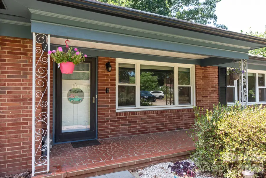 117 Rockwood Lane, Statesville, NC 28677 - #2