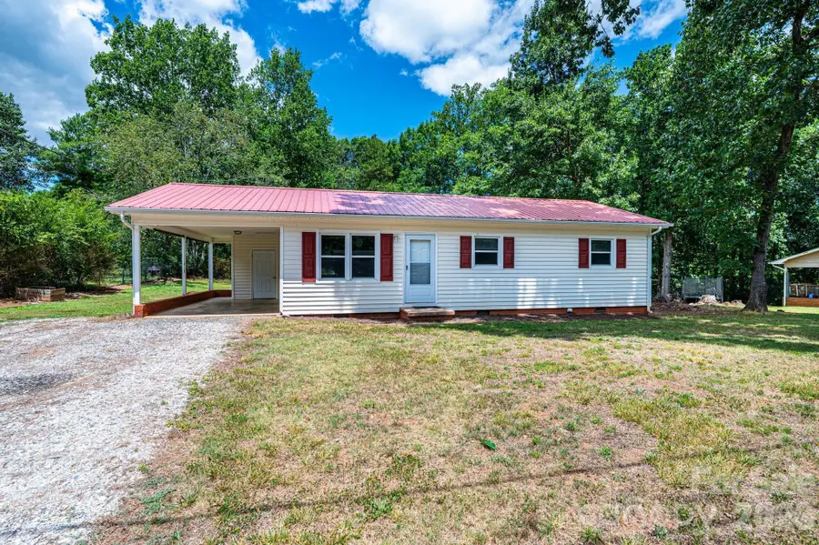 5424 Glenview Drive, Hickory, NC 28602 - #2