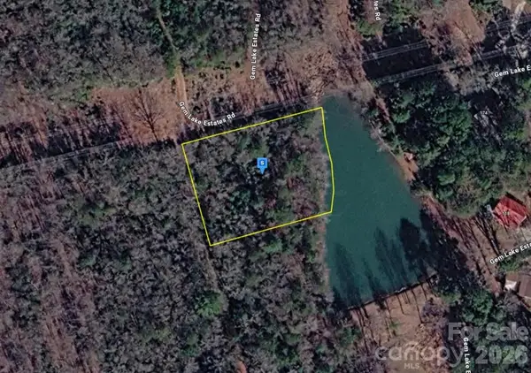 160 Gem Lake Estates Road, Franklin, NC 28734