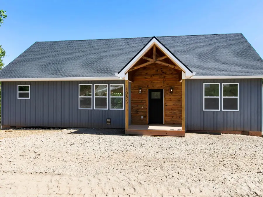 105 S Vineyard Village Drive, Old Fort, NC 28762 - #2