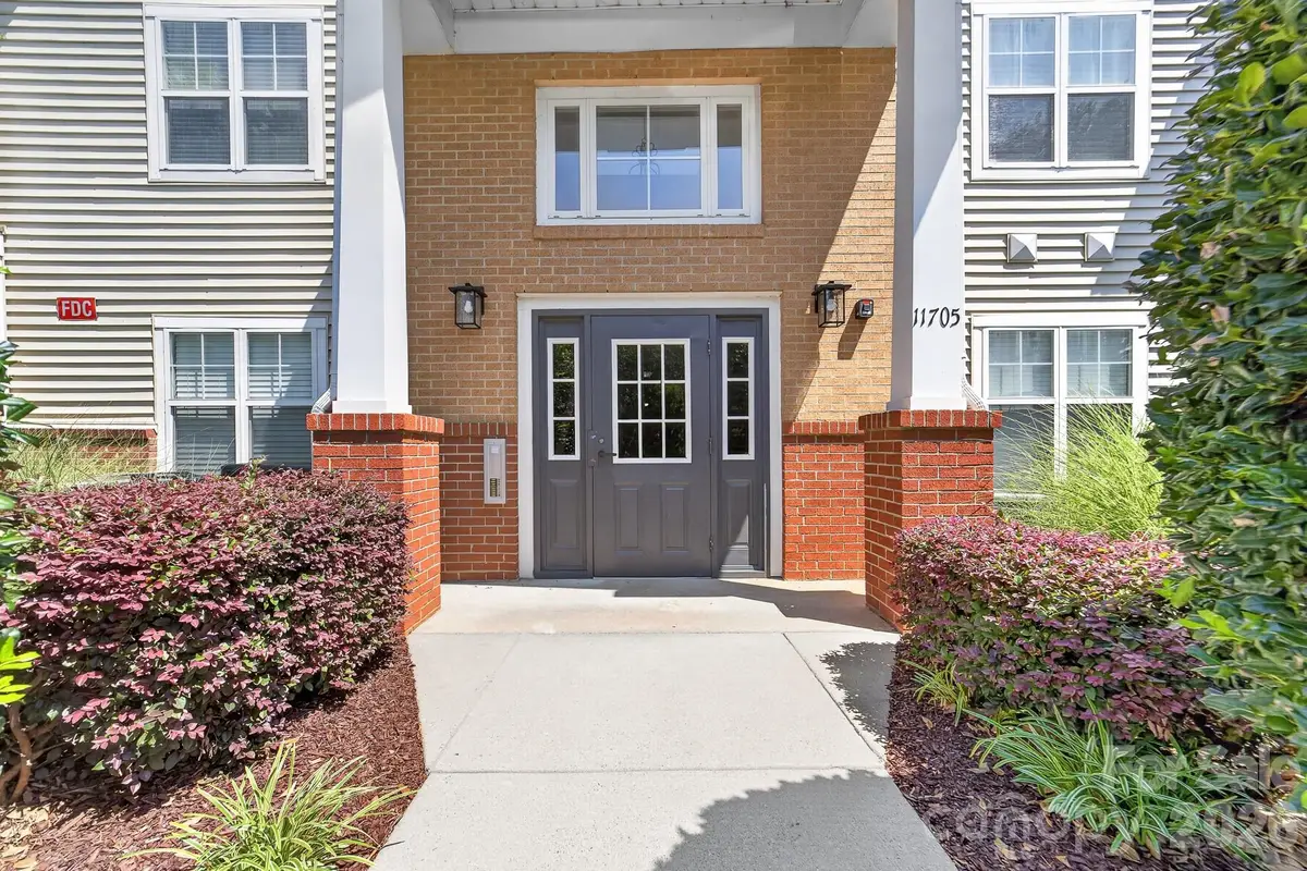 11721 Ridgeway Park Drive, Charlotte, NC 28277 - #1