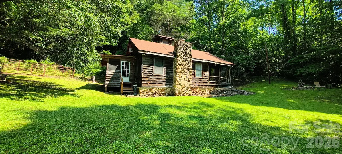 8340 Hwy 90 Highway, Collettsville, NC 28611 - #1