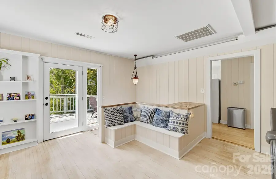 629 Bailey Street, Mars Hill, NC 28754 - #3
