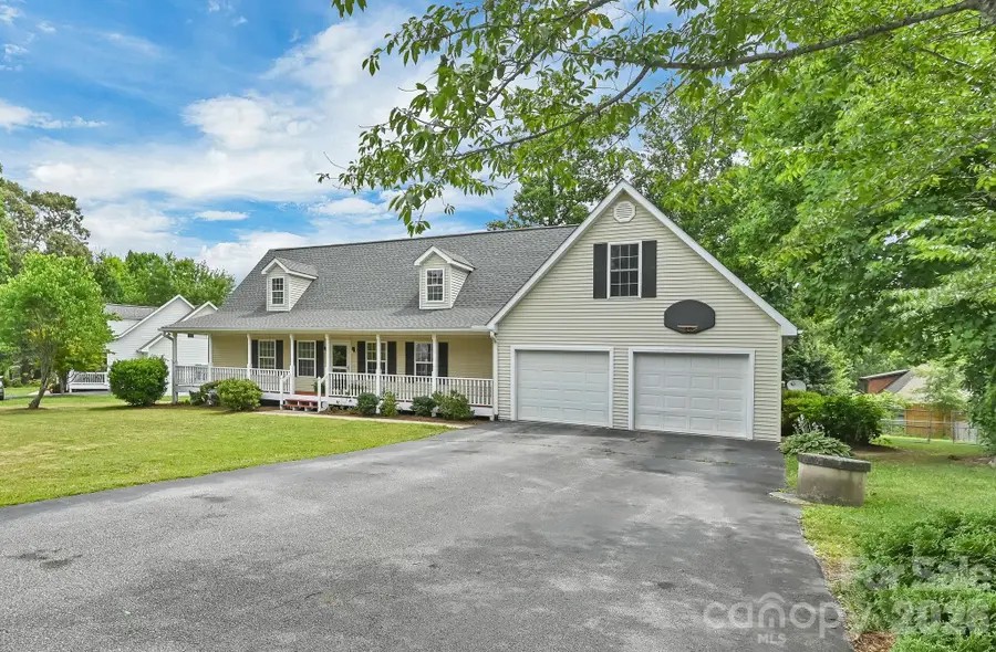 51 Jericho Ridge Road, Fletcher, NC 28732 - #2