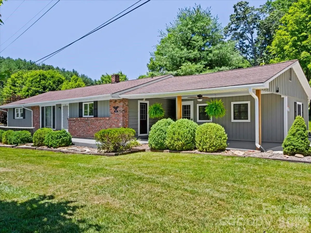 39 Hawthorne Lane, Burnsville, NC 28714 - #1