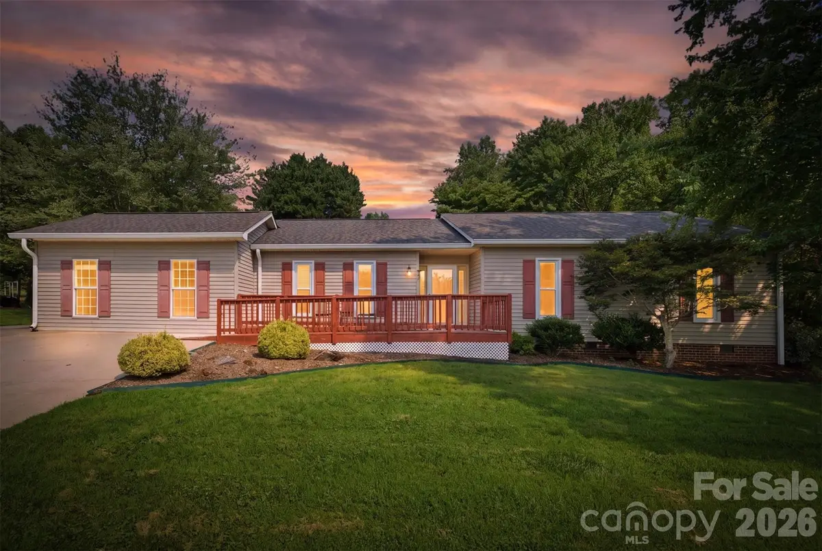 1806 Kyle Court Ne, Lenoir, NC 28645 - #1