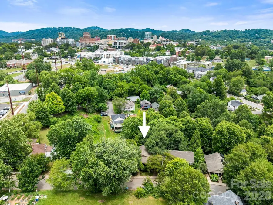 16 Jefferson Drive, Asheville, NC 28801 - #2