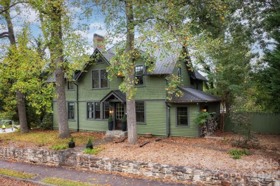 11 Cullowhee Street, Asheville, NC 28801 - #3