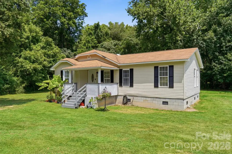 928 Oval Street, Kannapolis, NC 28081 - #2