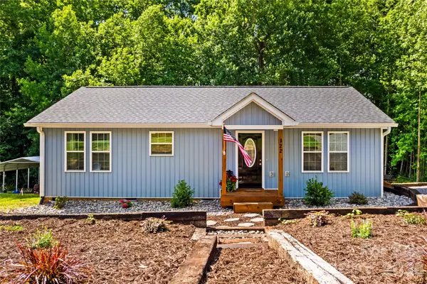 122 S Yadkin River Road, Statesville, NC 28625
