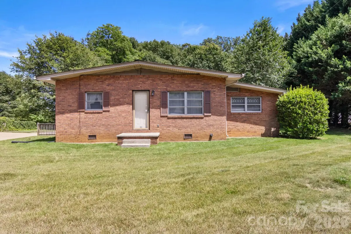 201 Peach Street, Shelby, NC 28150 - #1