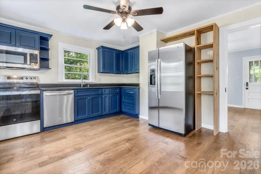657 Old Fort Road, Fairview, NC 28730 - #2